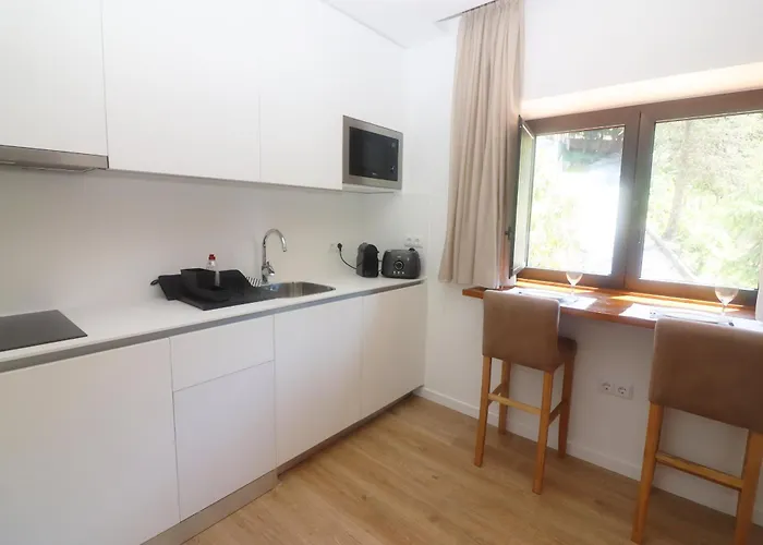 Quinta Varcandas 3 By Casas * جيريز