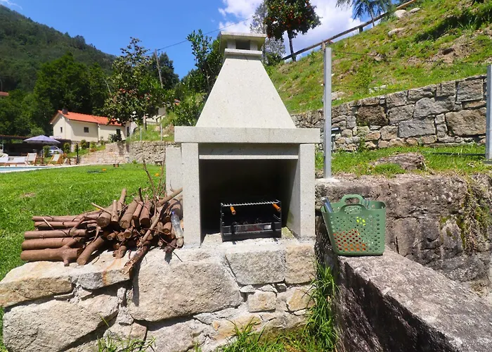 Quinta Varcandas 3 By Casas 吉尔斯